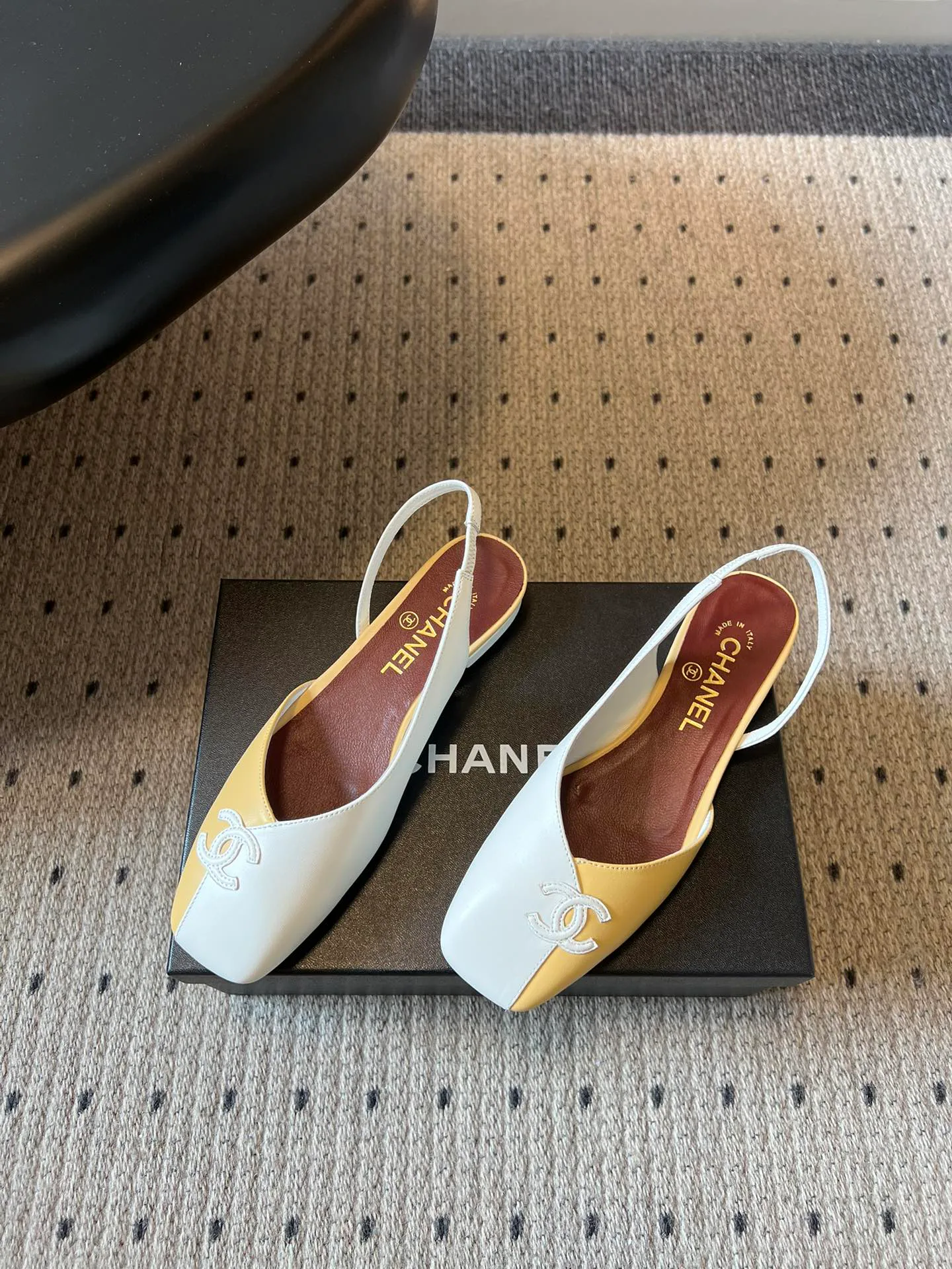 Босоножки Женские Chanel 11669319