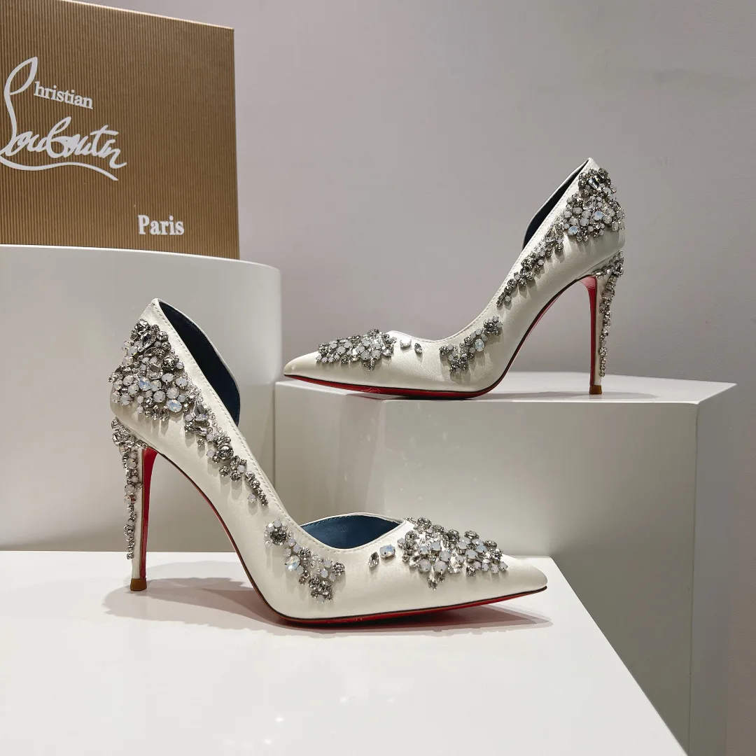 Туфли Женские Christian Louboutin 28143