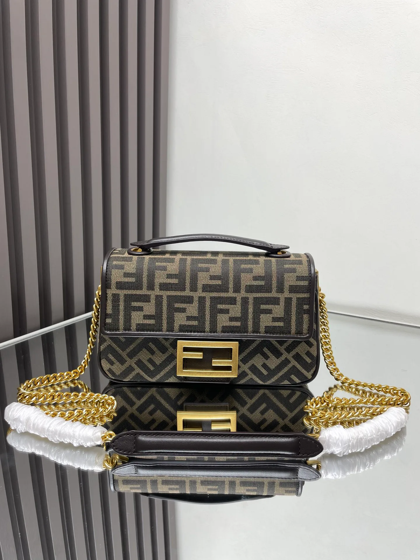 Классические Сумки Женские Fendi 13546251