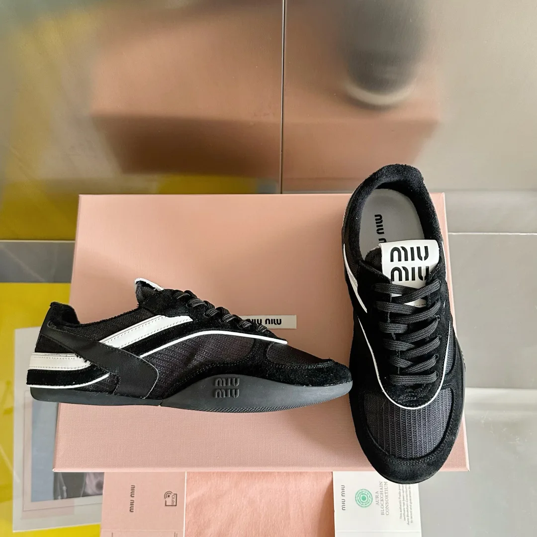 Кроссовки Женские Miu Miu 22818