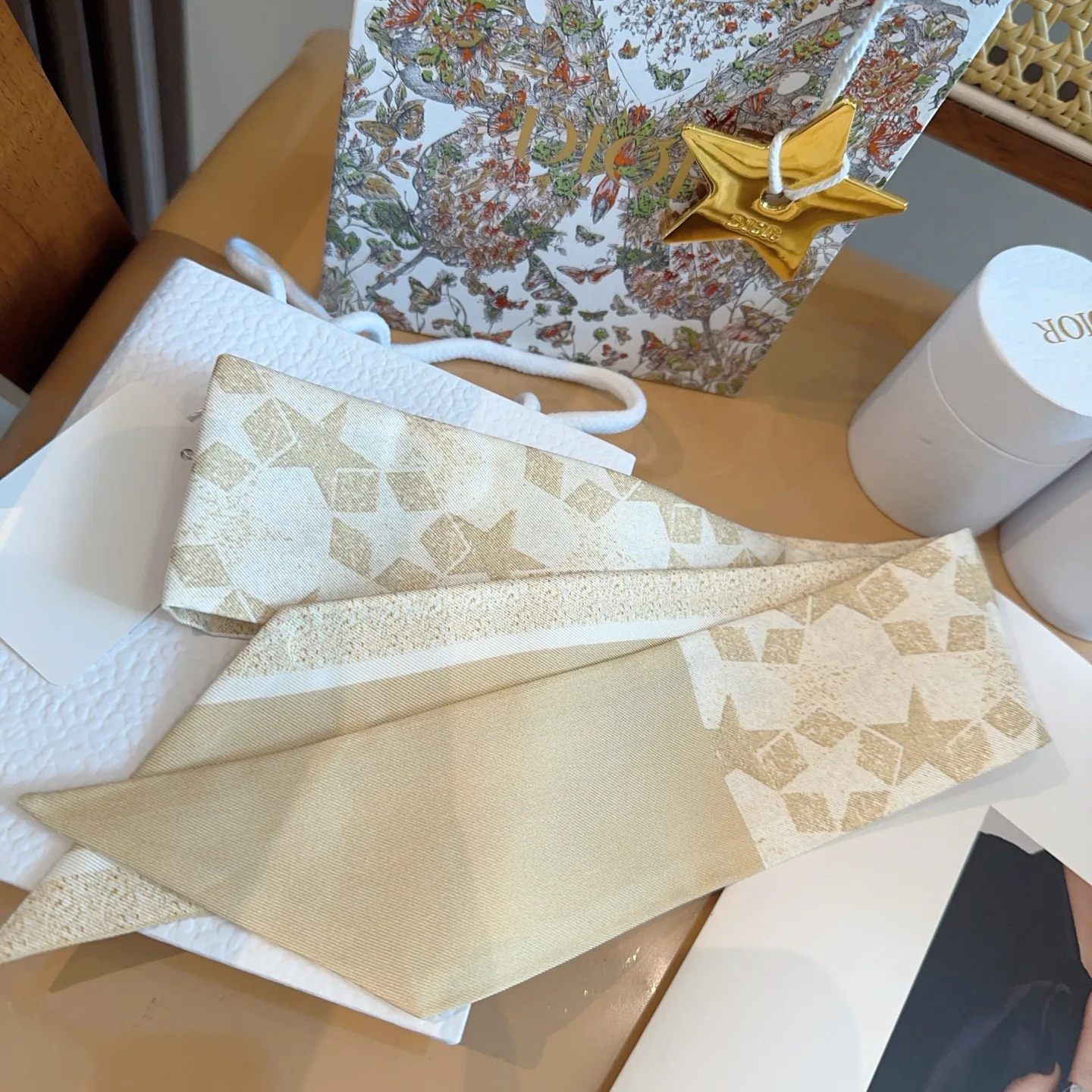 Шарфы Christian Dior 19506