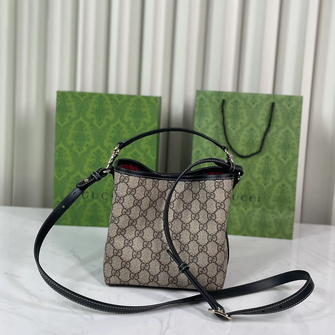 Классические Сумки Женские Gucci 11562672