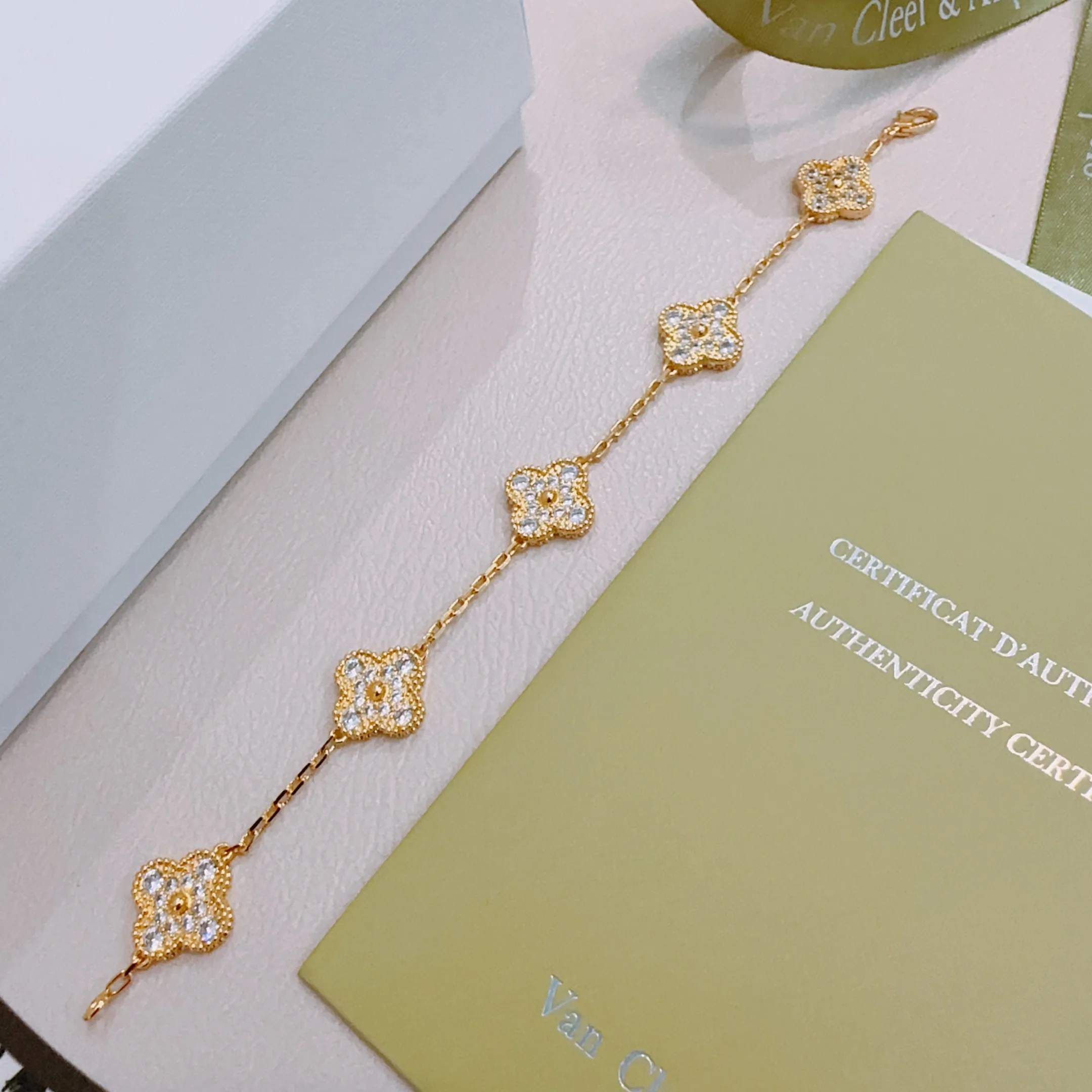 Бижутерия Van Cleef & Arpels 91313