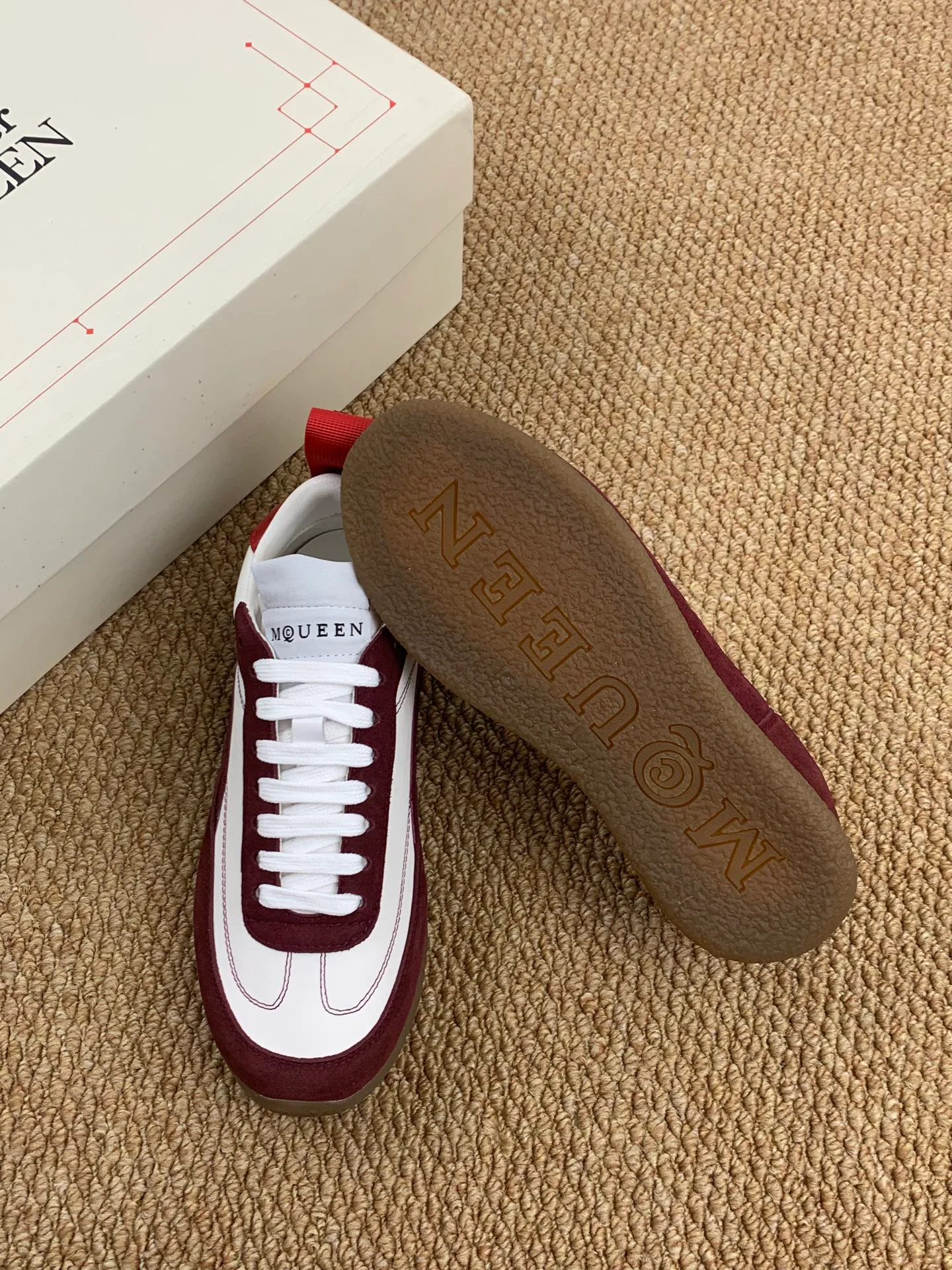 Кроссовки Женские Alexander Mcqueen 5022433