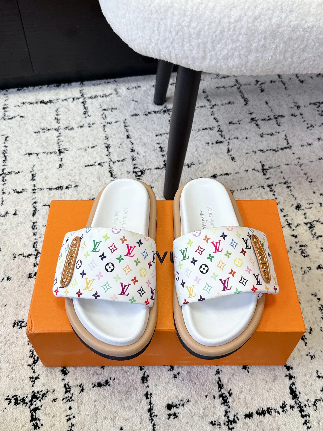 Шлепанцы Женские Louis Vuitton 1752809