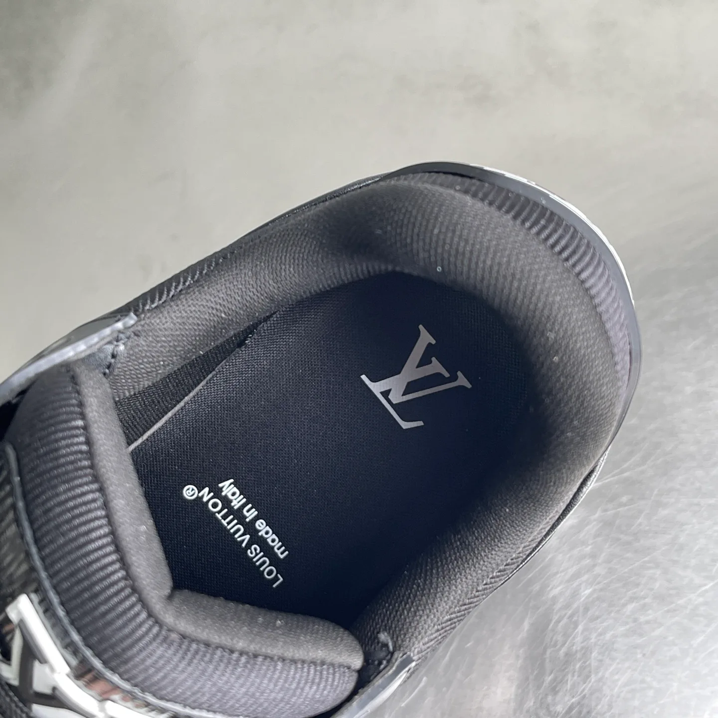 Кроссовки Мужские Louis Vuitton 476831