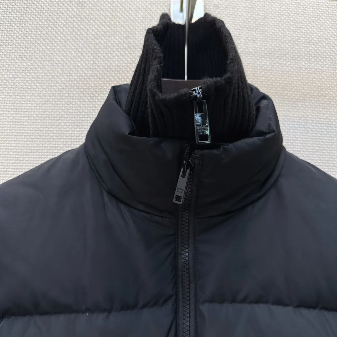 Куртки И Пуховики Женские Prada 18711539