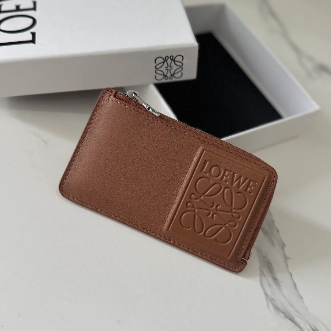 Клатчи Женские Loewe 17331718