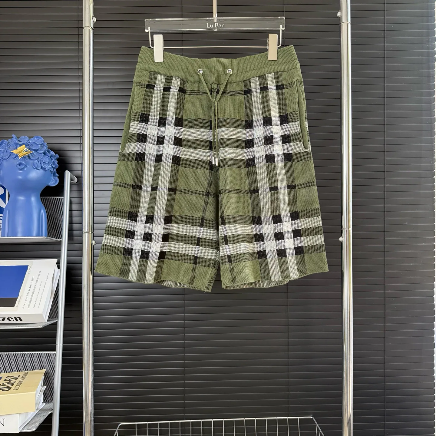 Шорты Женские Burberry 10952471