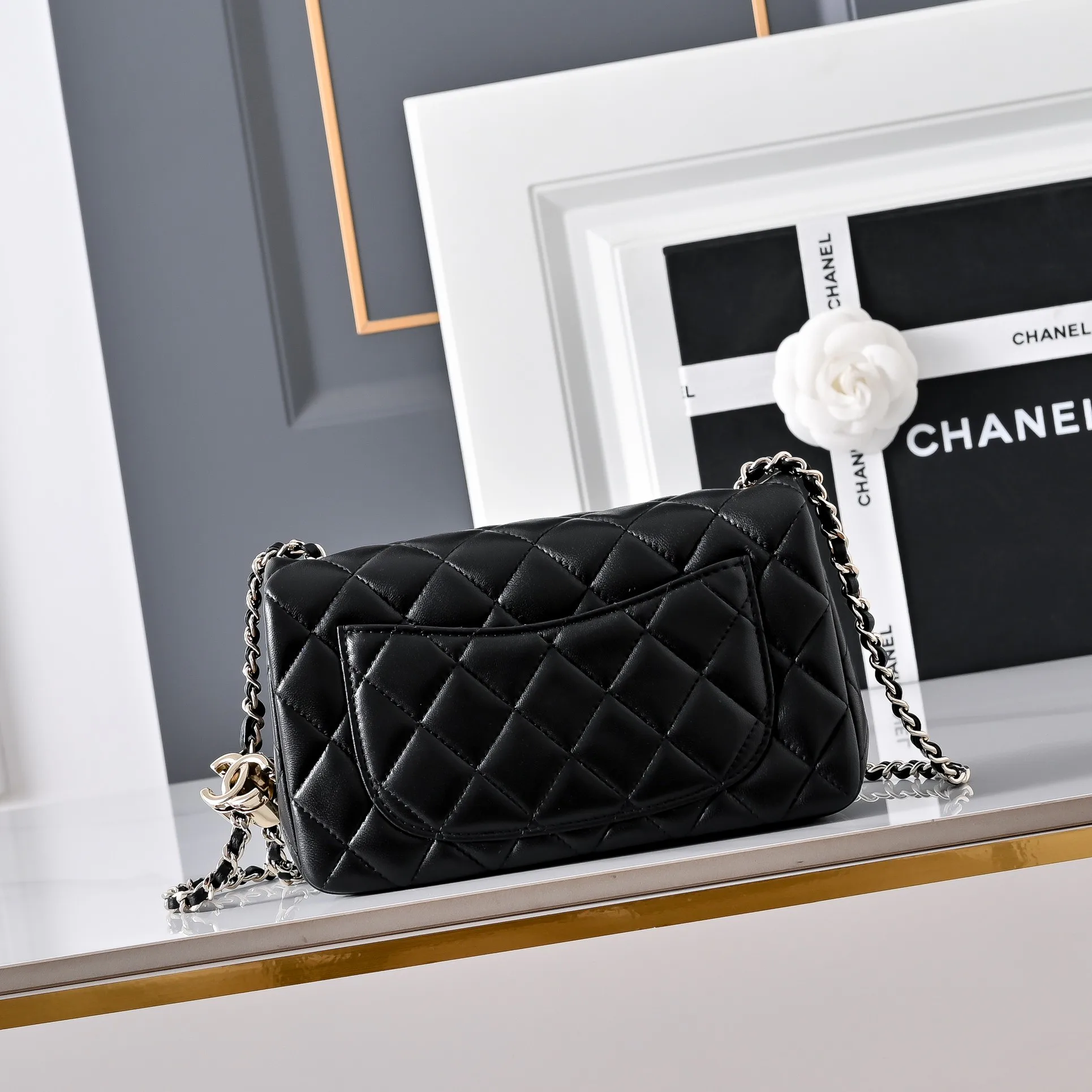 Классические Сумки Женские Chanel 18148079
