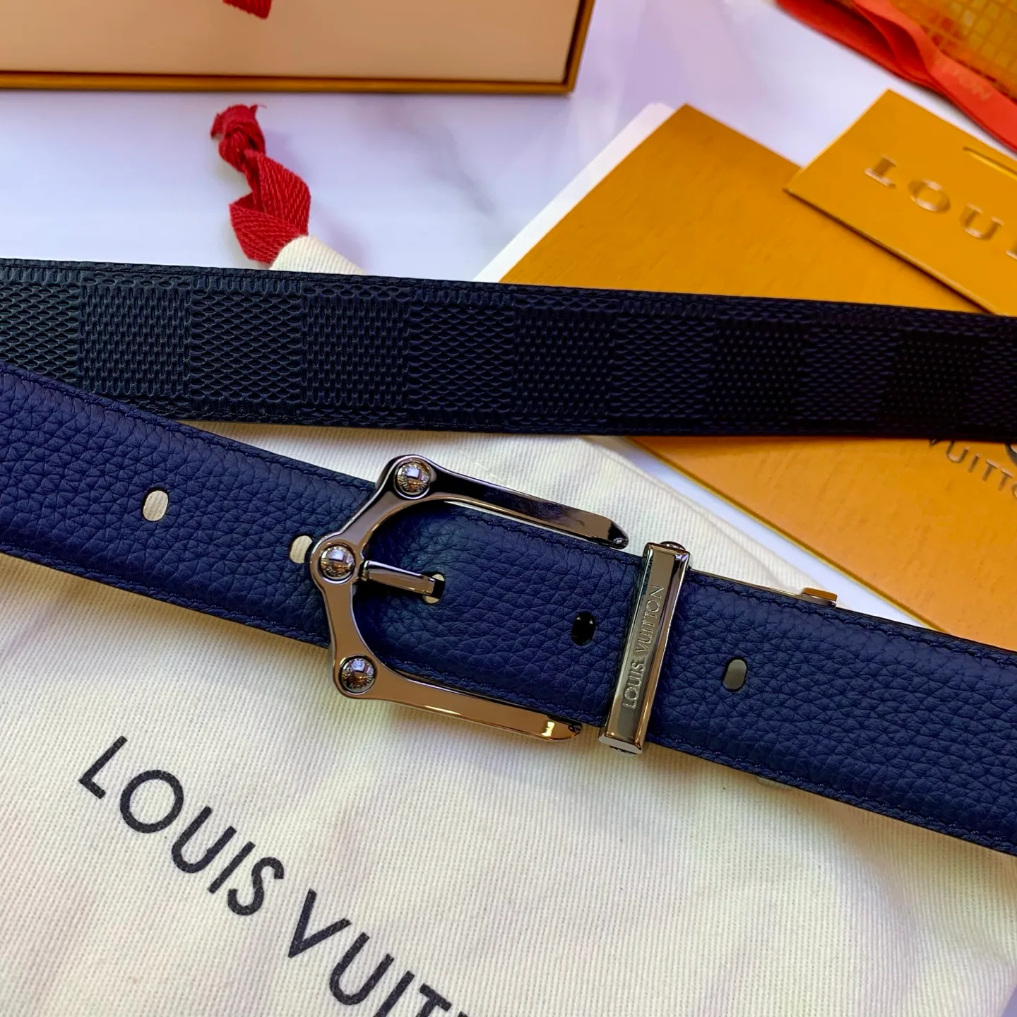 Ремни Louis Vuitton 17638908