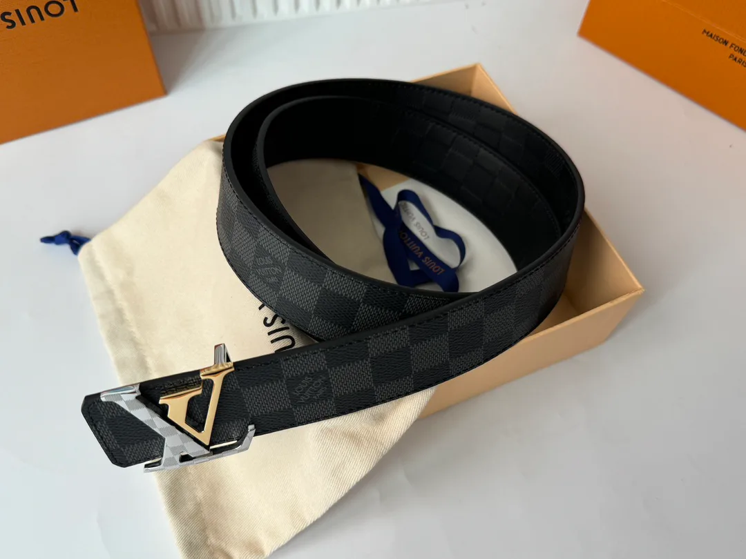 Ремни Louis Vuitton 6564