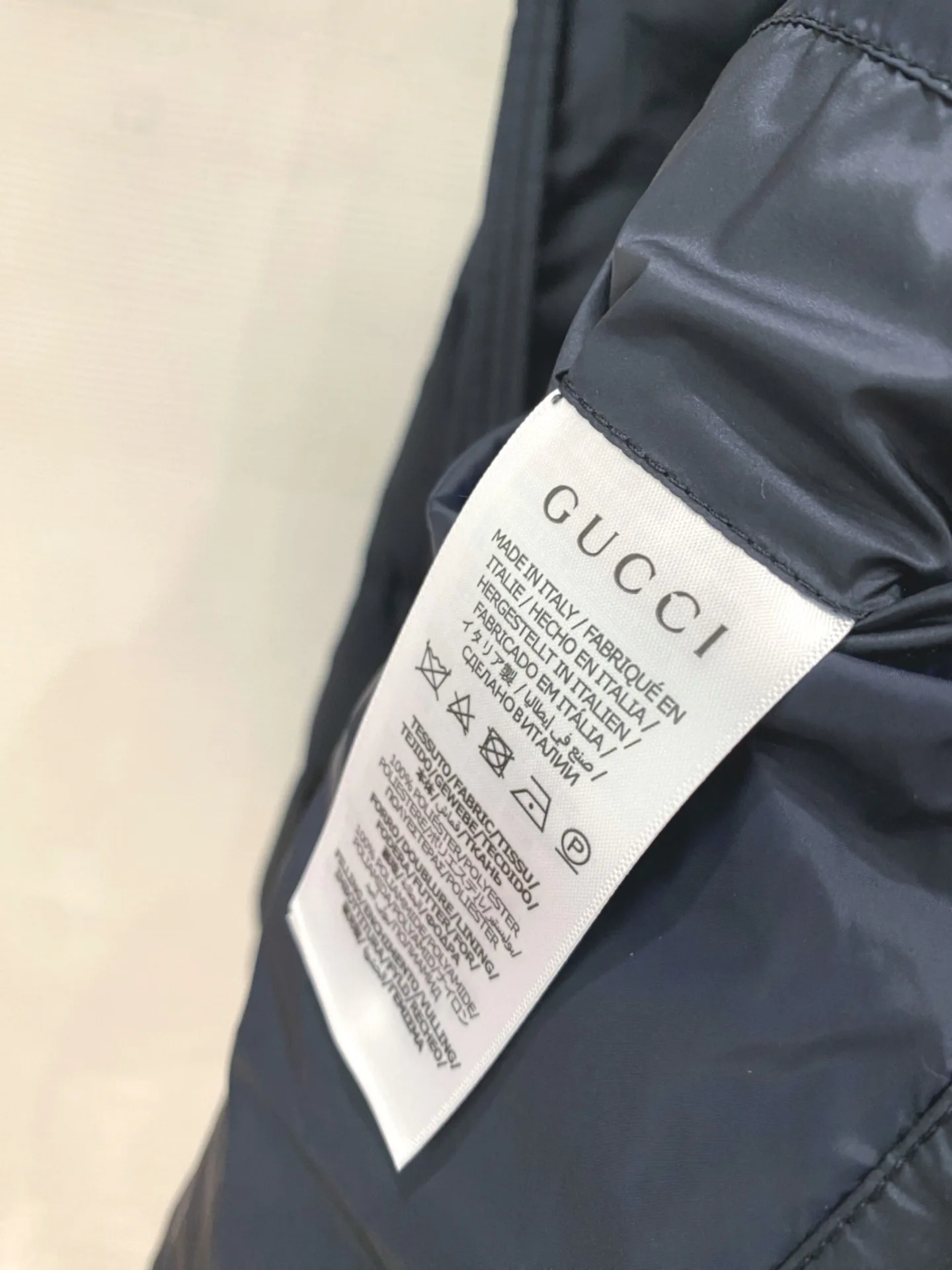 Куртки И Пуховики Женские Gucci 18007831