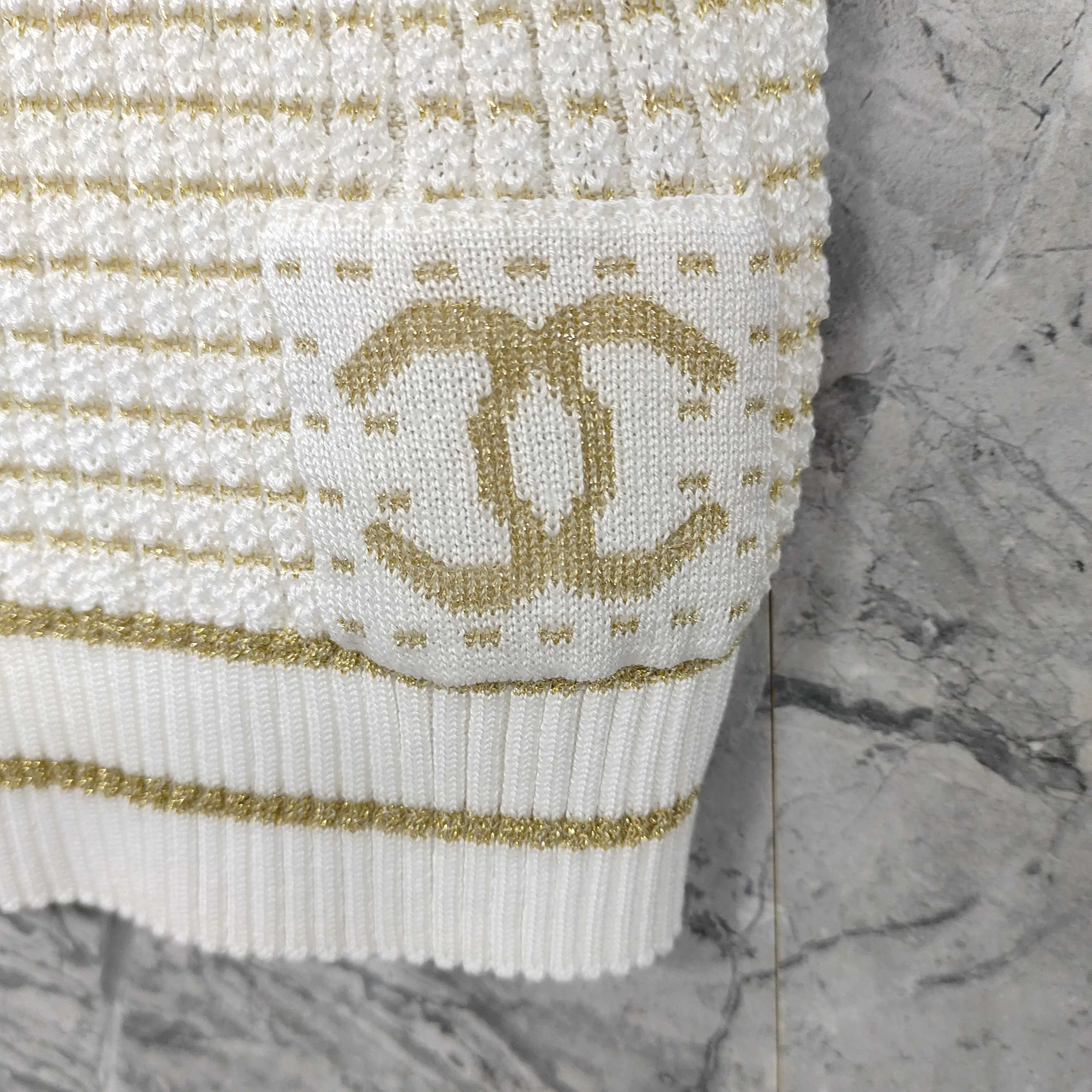 Жилеты Женские Chanel 11018965