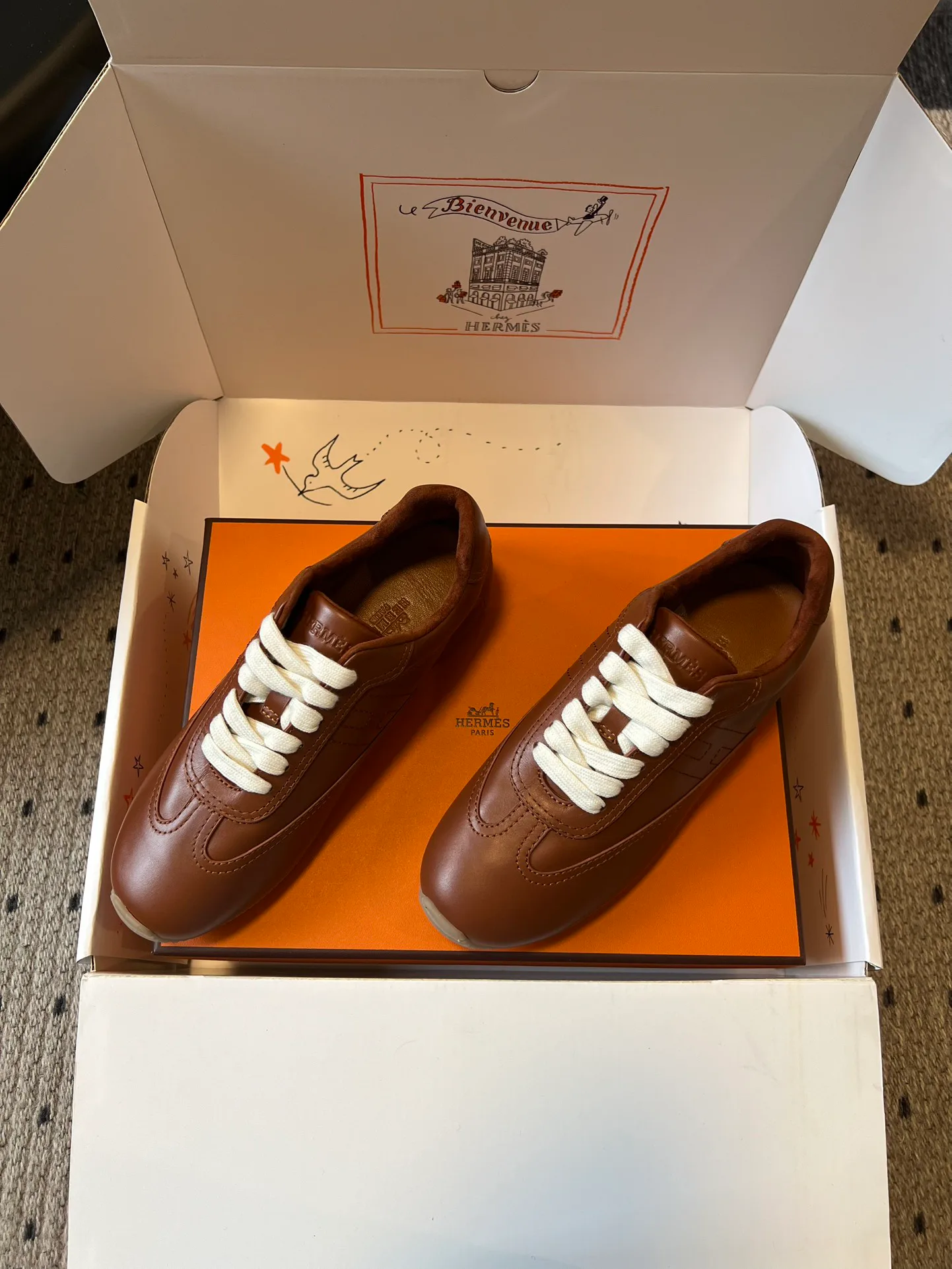 Кроссовки Женские Hermes 10209604