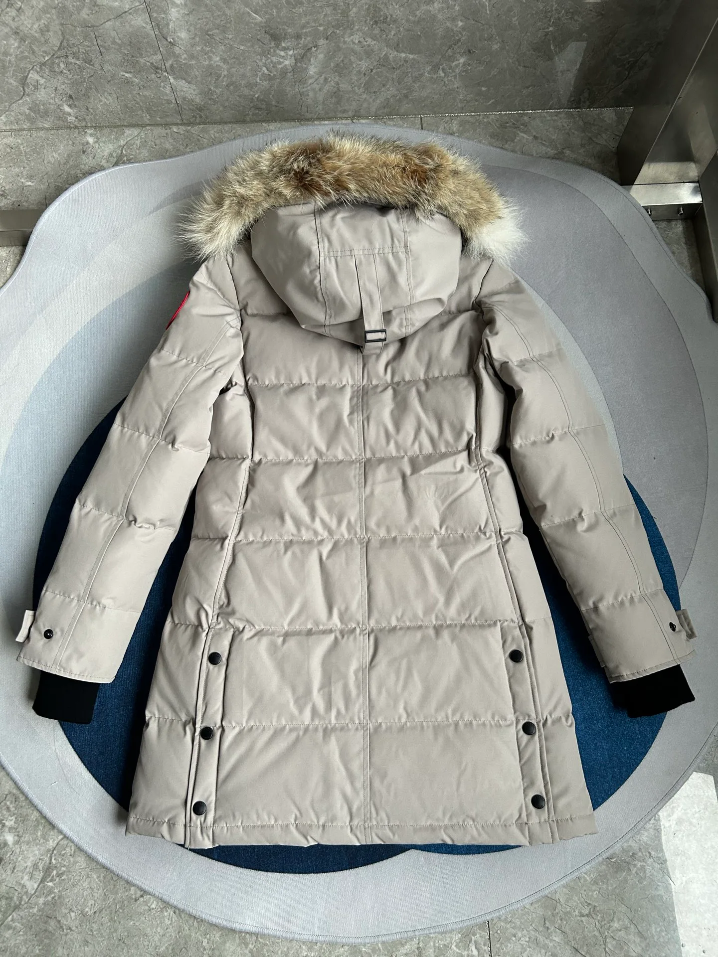 Куртки И Пуховики Женские Canada Goose 18007219