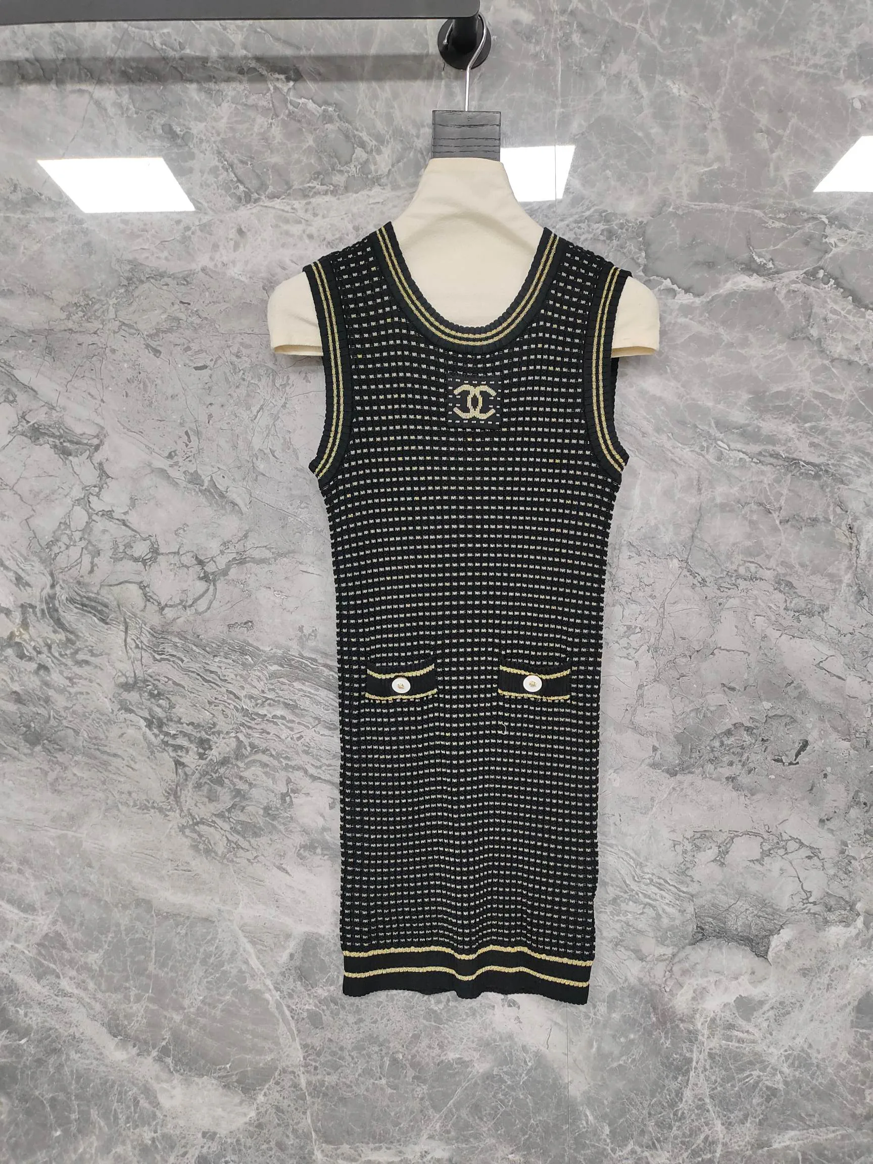 Платья Женские Chanel 11018949
