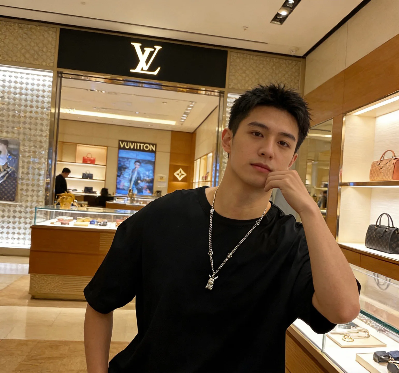 Бижутерия Louis Vuitton 13554401