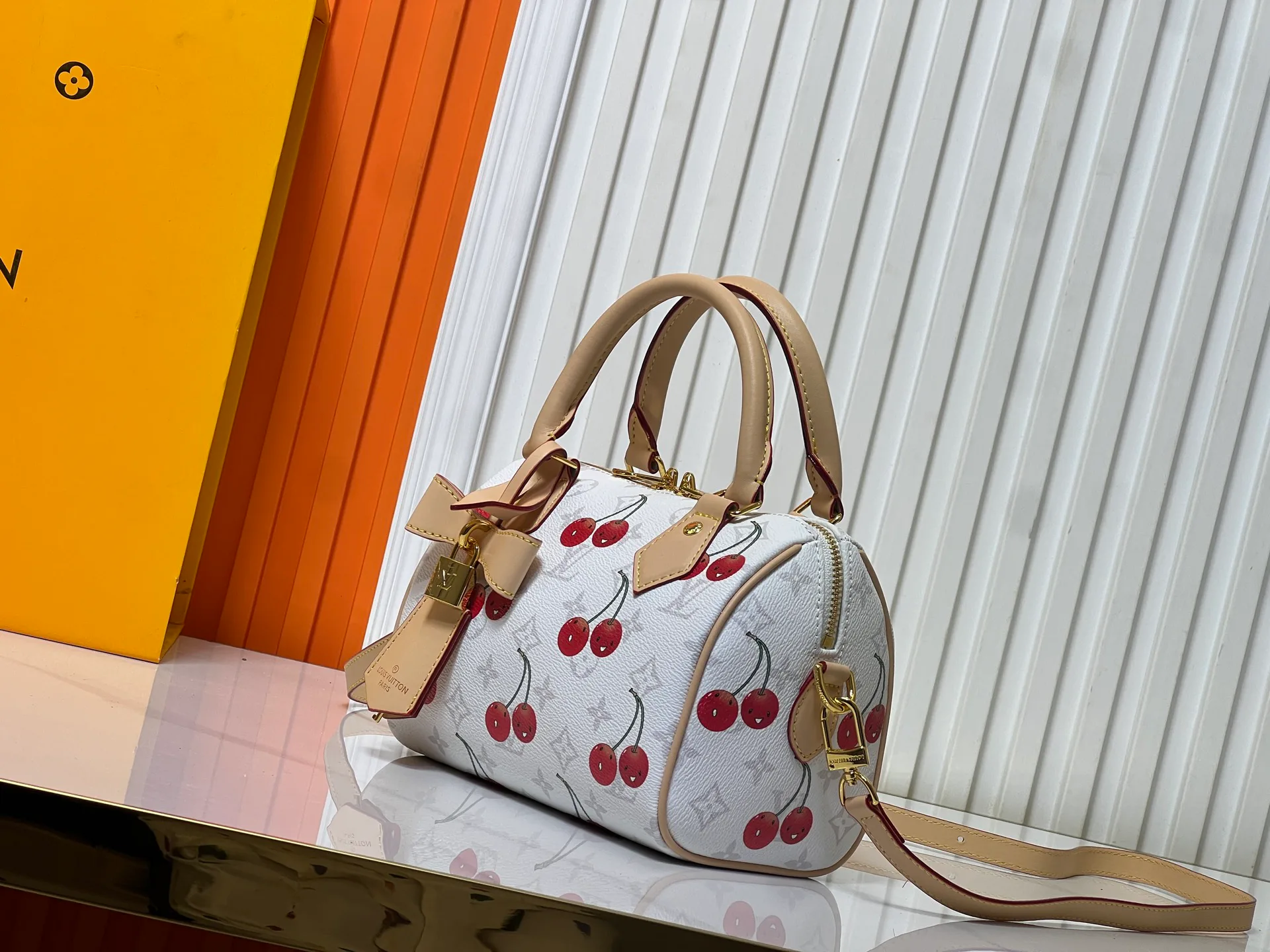 Сумки На Ремне Женские Louis Vuitton 71257