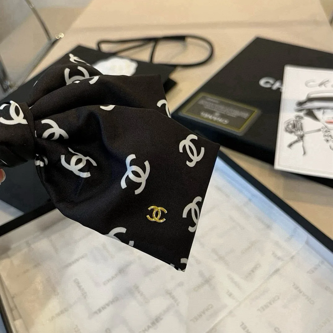 Бижутерия Chanel 11229116