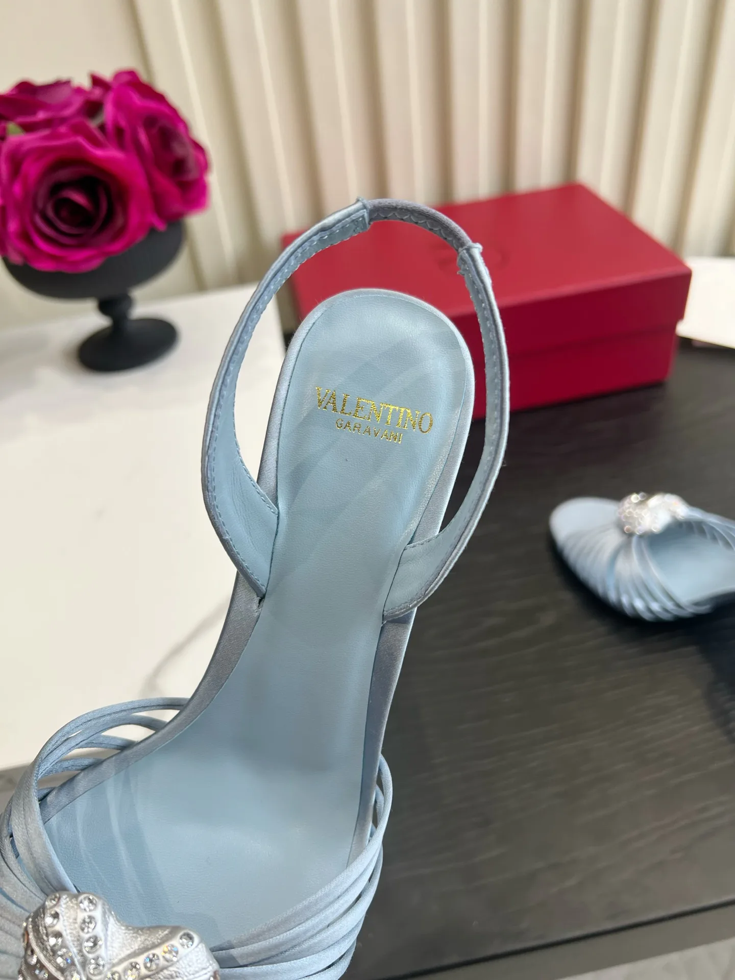 Босоножки Женские Valentino 18322862