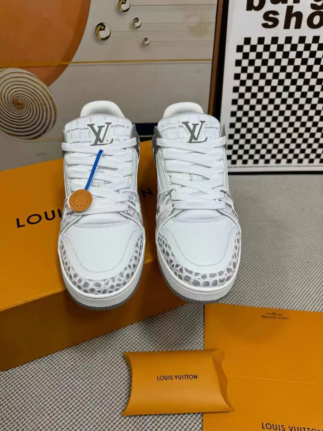 Кроссовки Женские Louis Vuitton 1894843