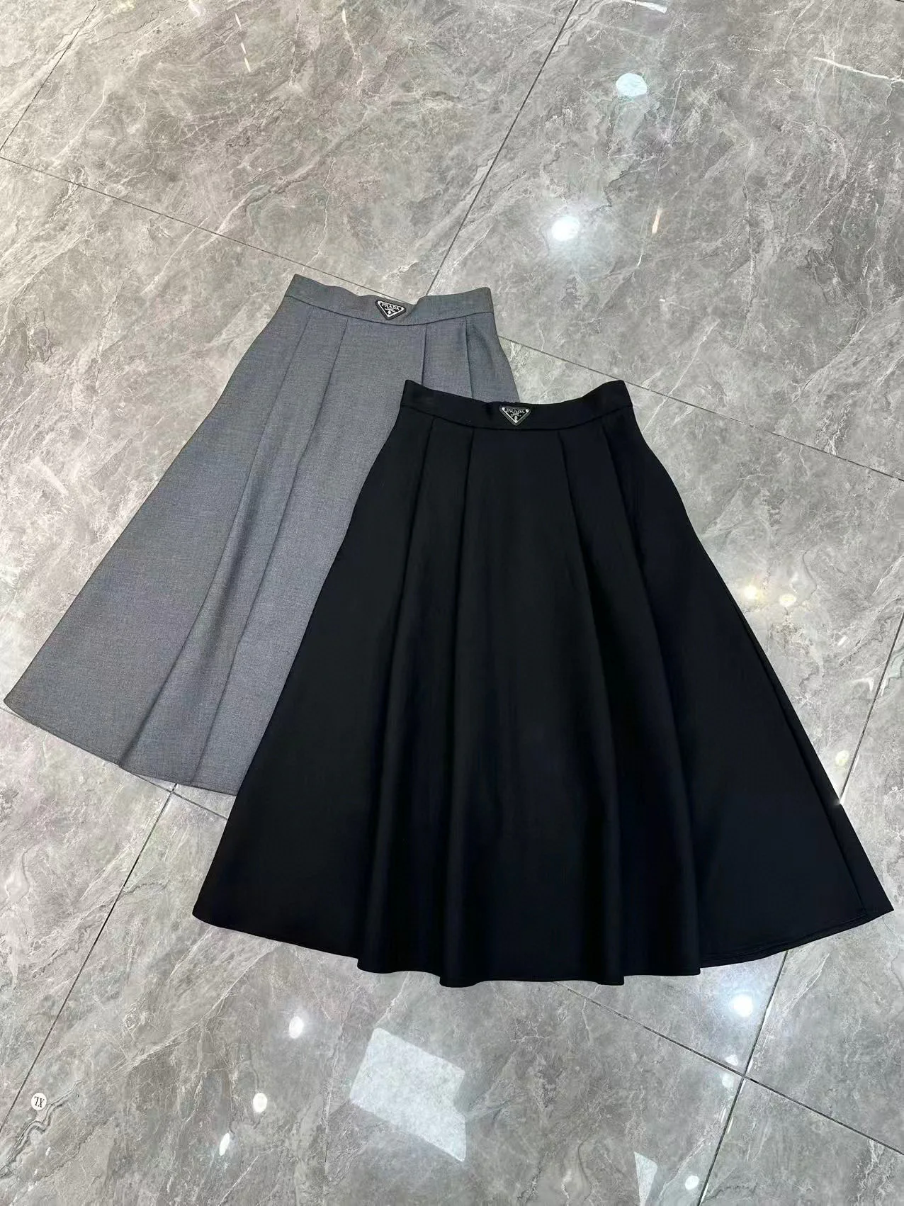 Юбки Женские Prada 18349652