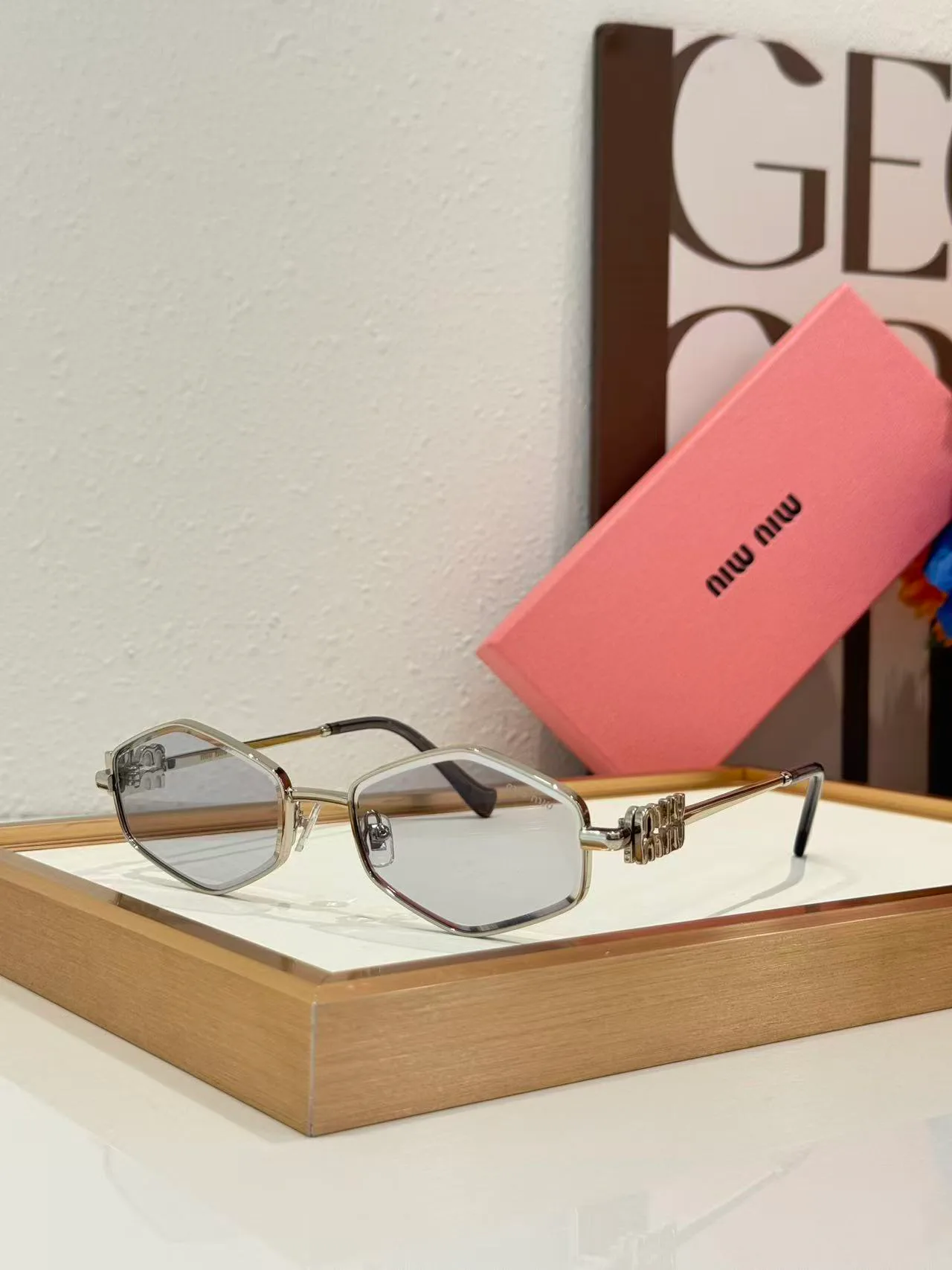 Очки Miu Miu 18226203