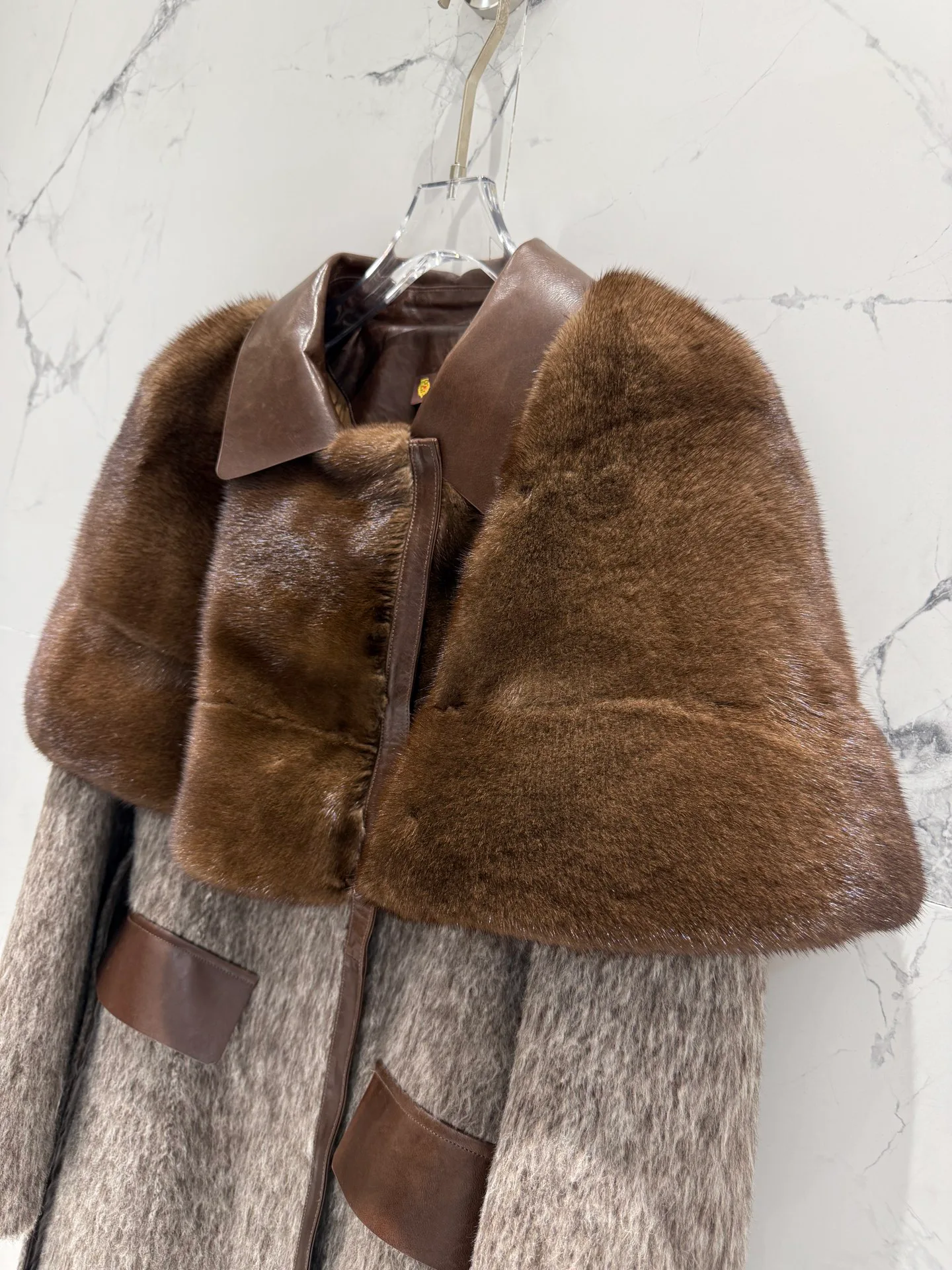 Шубы Женские Loro Piana 18082842