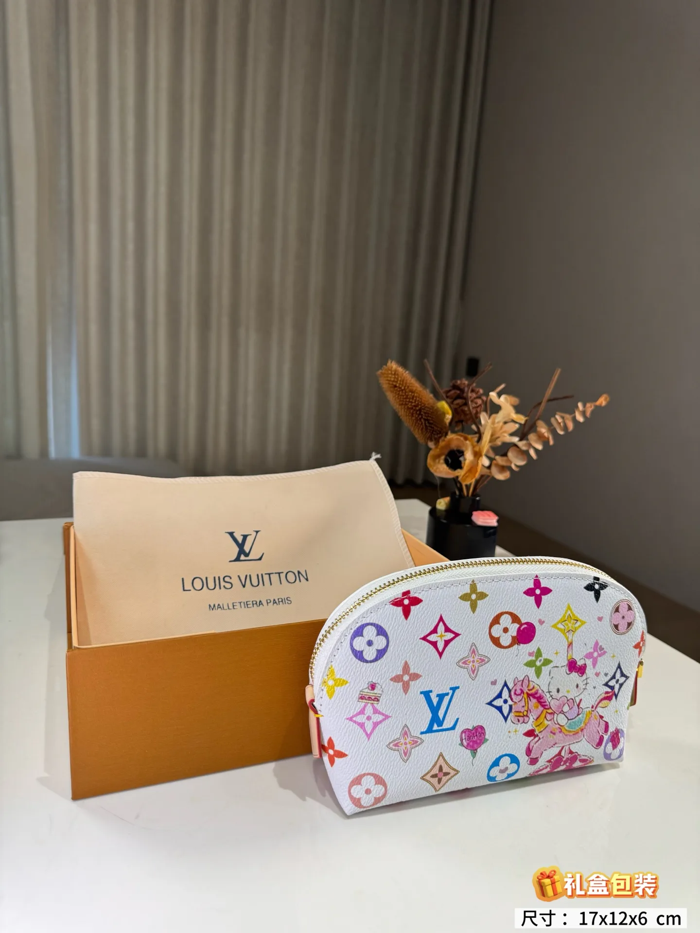 Клатчи Женские Louis Vuitton 18013765