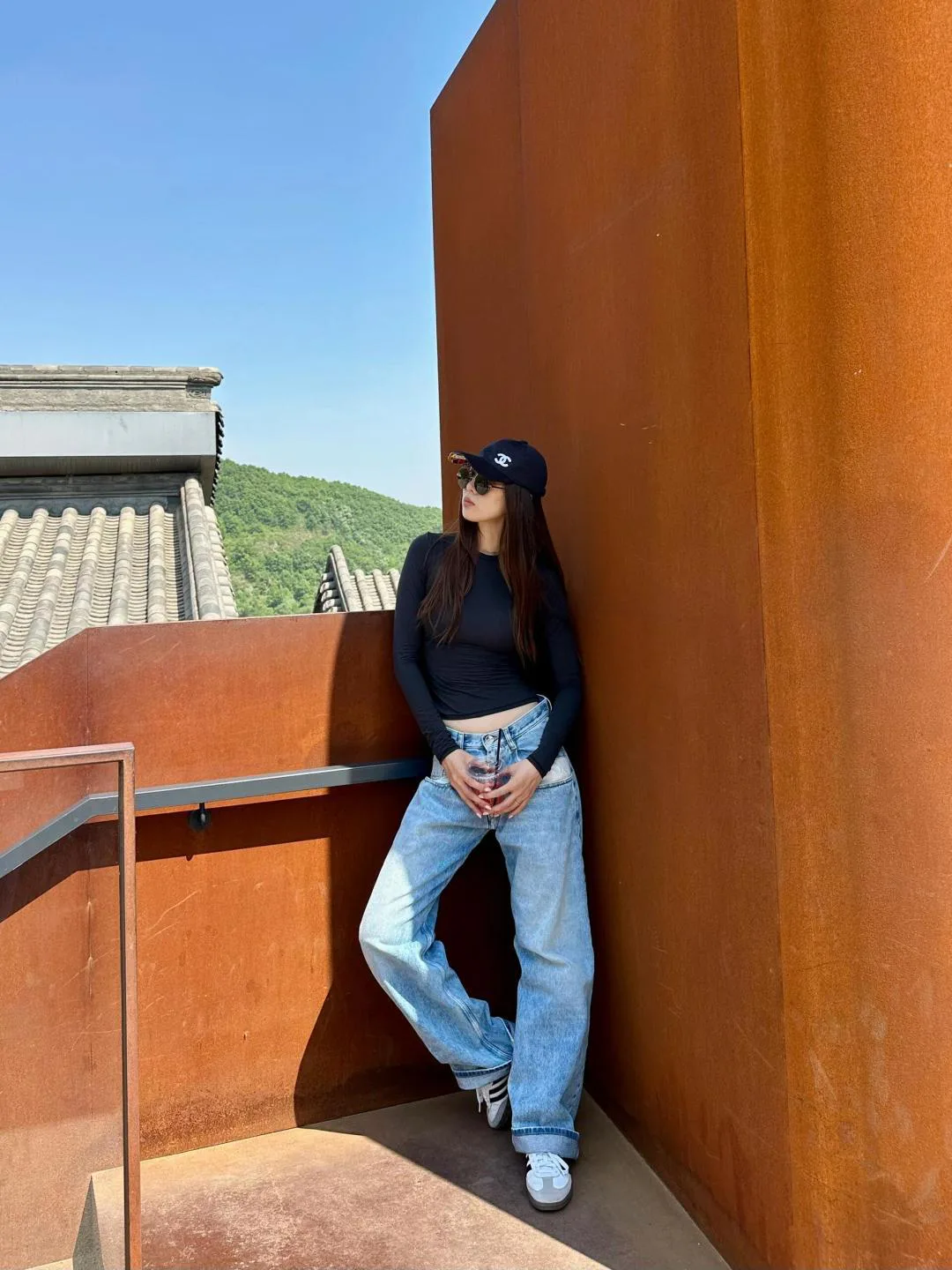 Джинсы Женские Maison Margiela 11621678