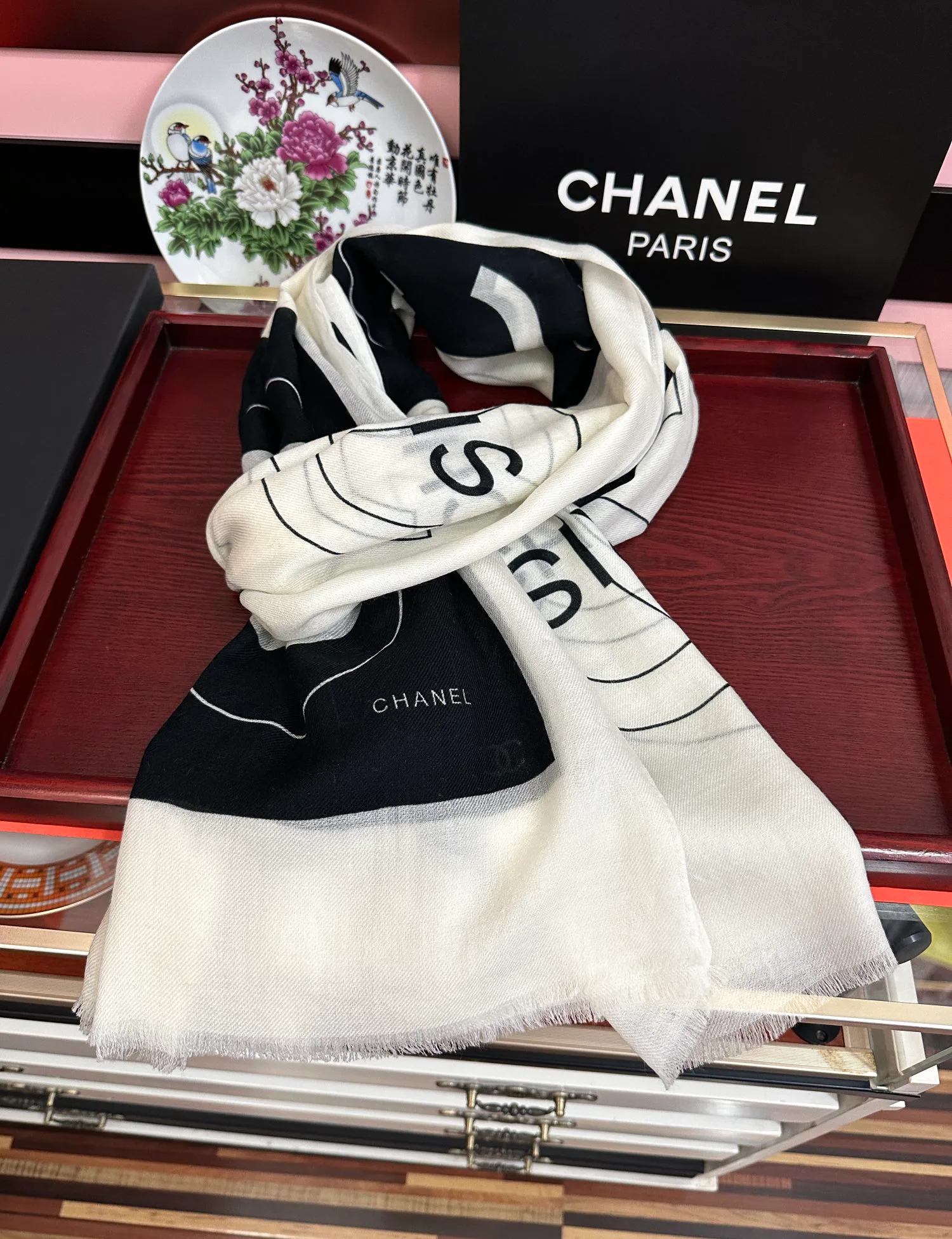 Шарфы Chanel 832105