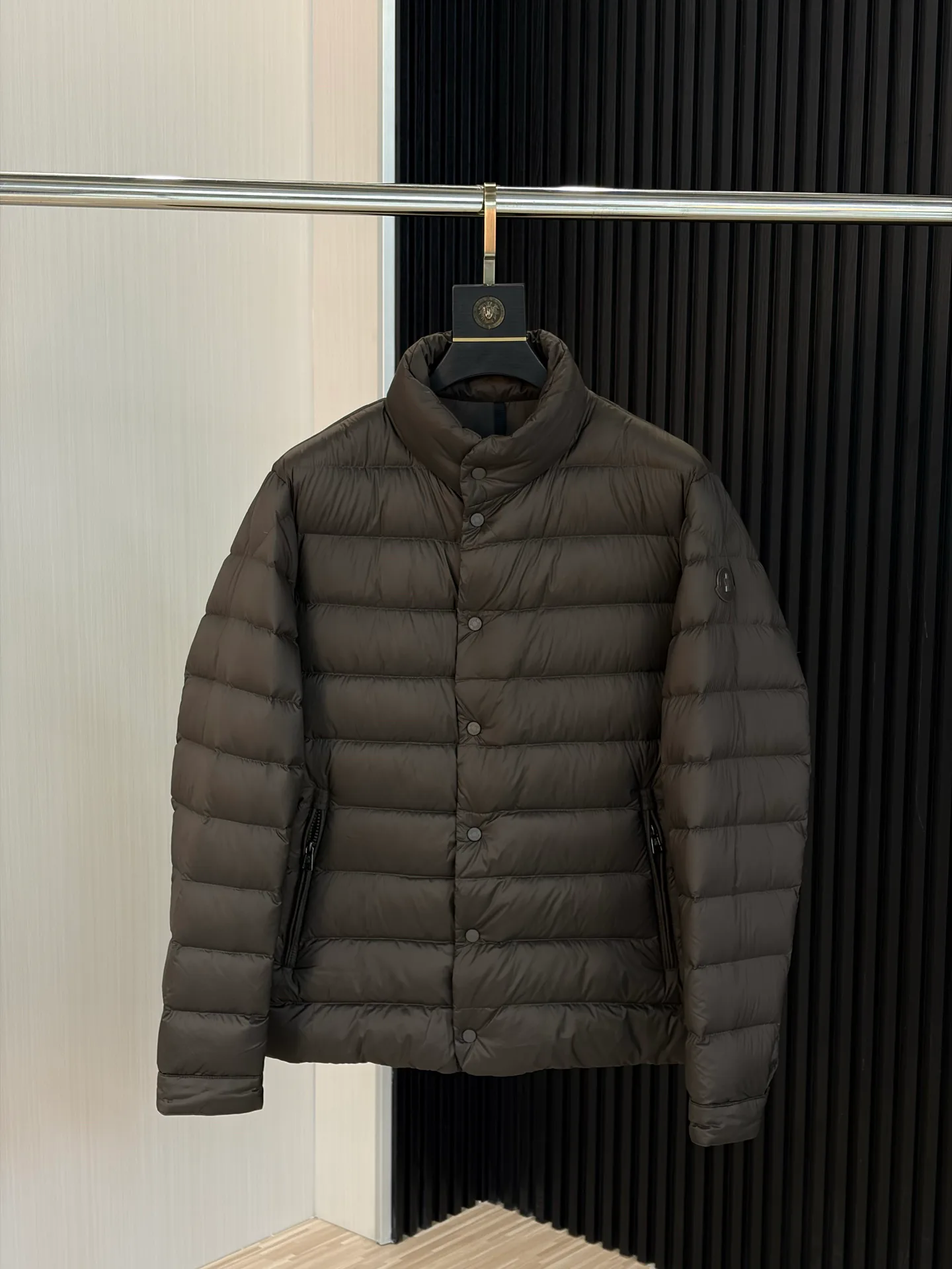 Куртки И Пуховики Мужские Moncler 18218453
