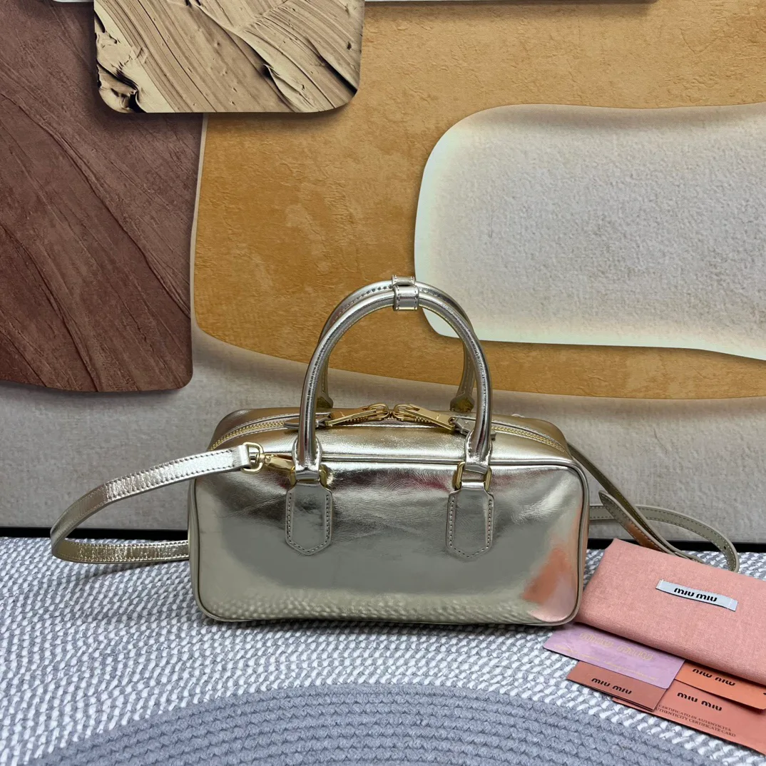 Сумки На Ремне Женские Miu Miu 35686