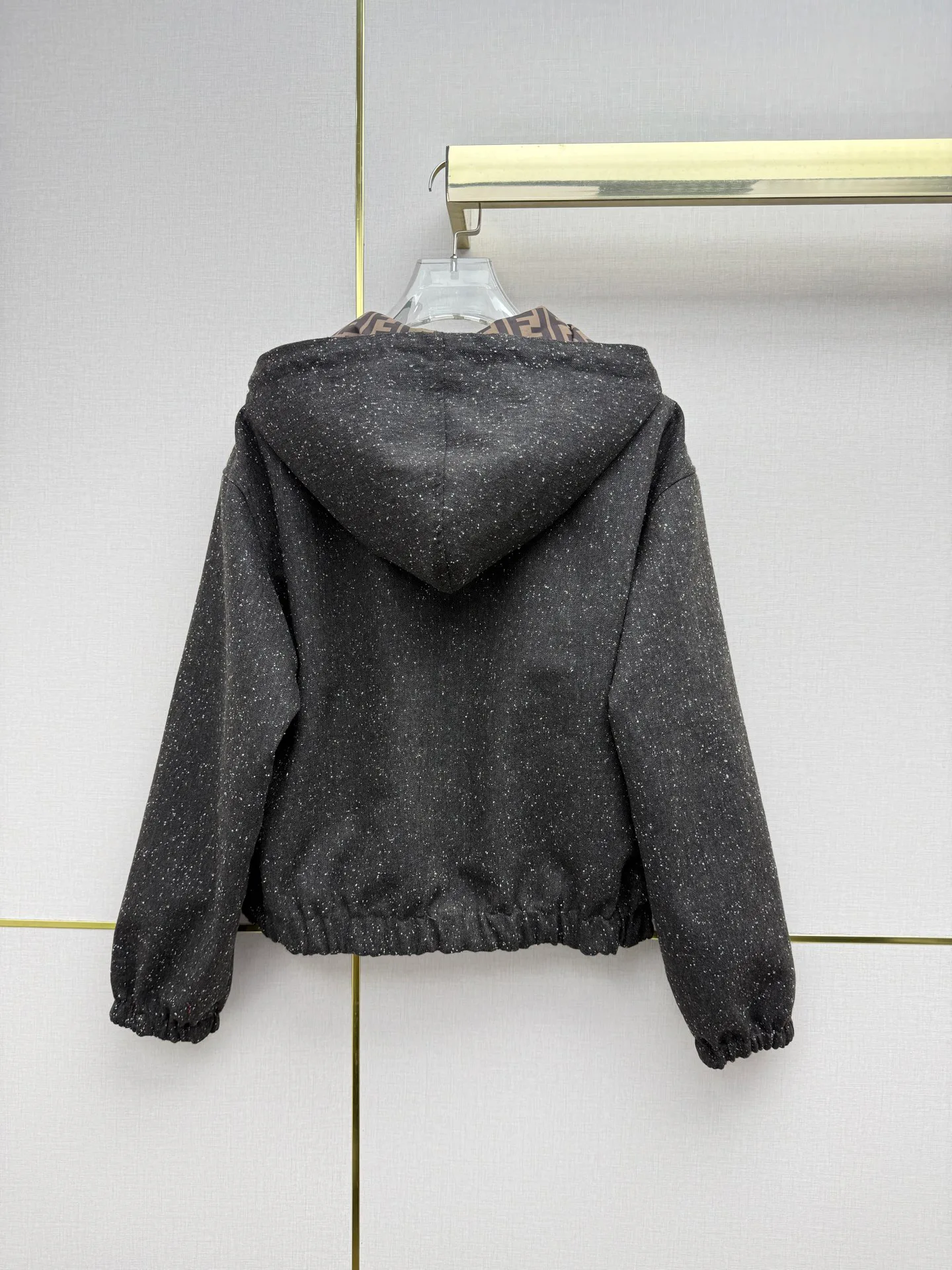 Куртки И Пуховики Женские Fendi 19294211