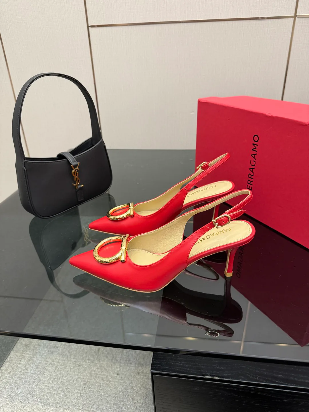 Туфли Женские Salvatore Ferragamo 1498826