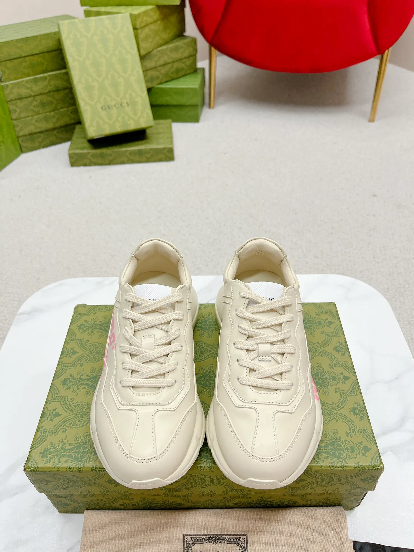 Кроссовки Женские Gucci 989686