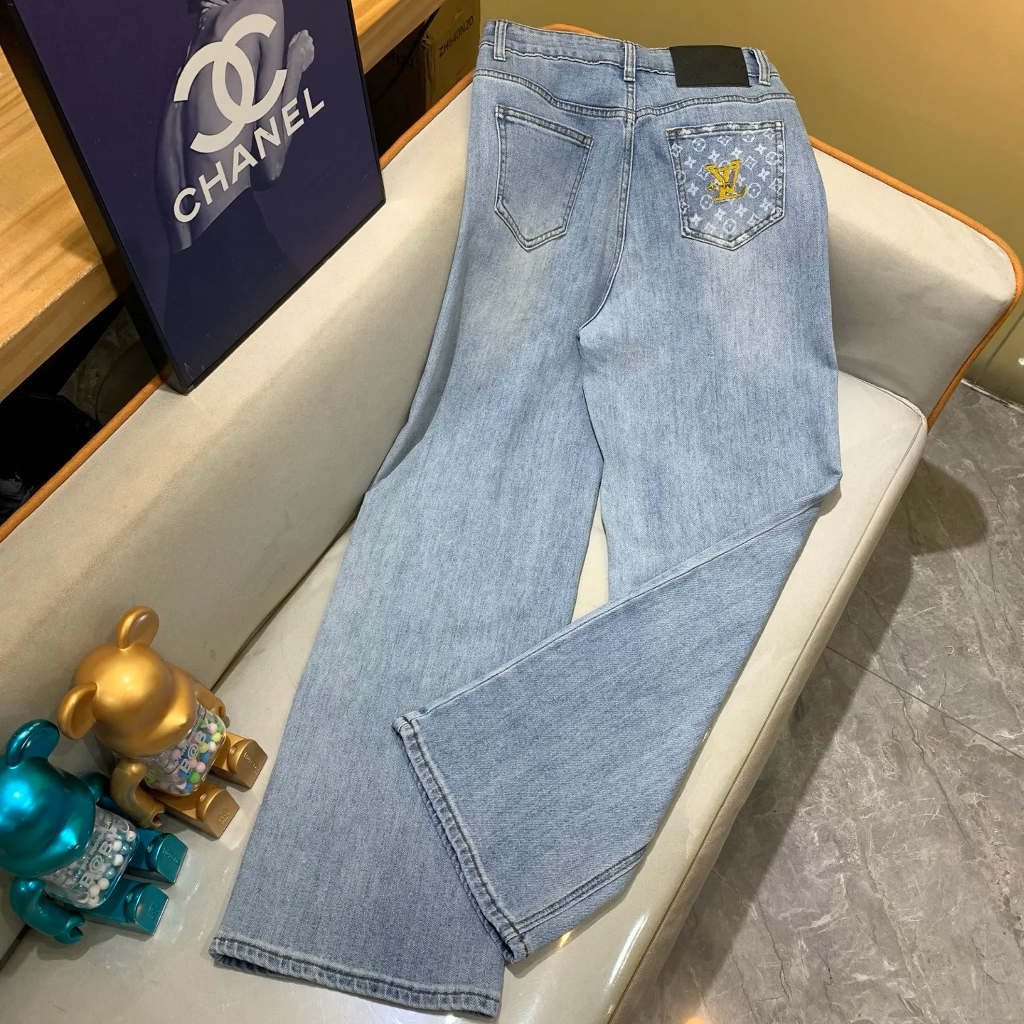 Джинсы Женские Louis Vuitton 1820449