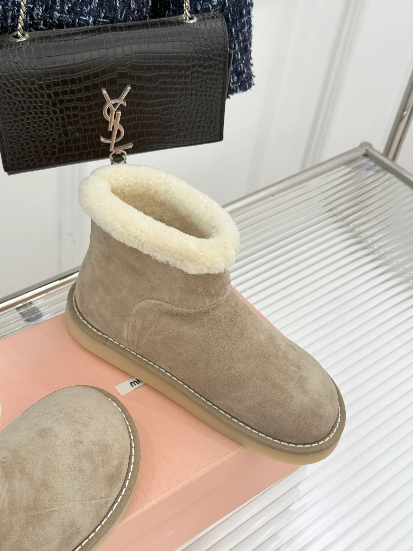 Угги Женские Miu Miu 18036316