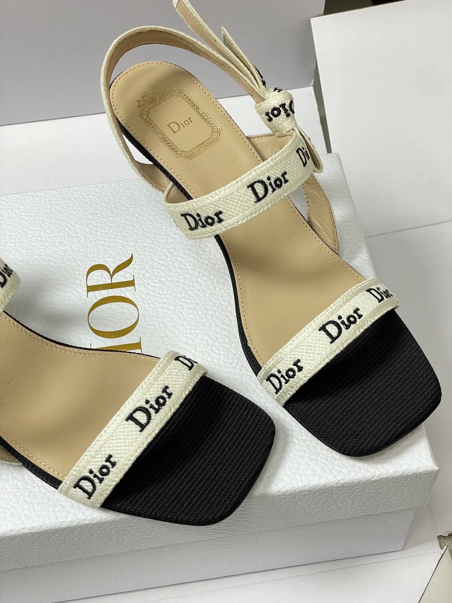Босоножки Женские Christian Dior 13226174