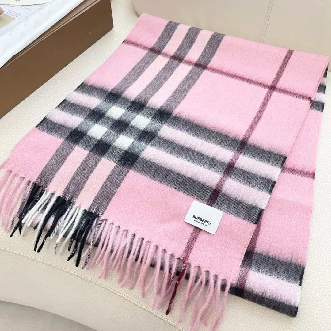 Шарфы Burberry 752709