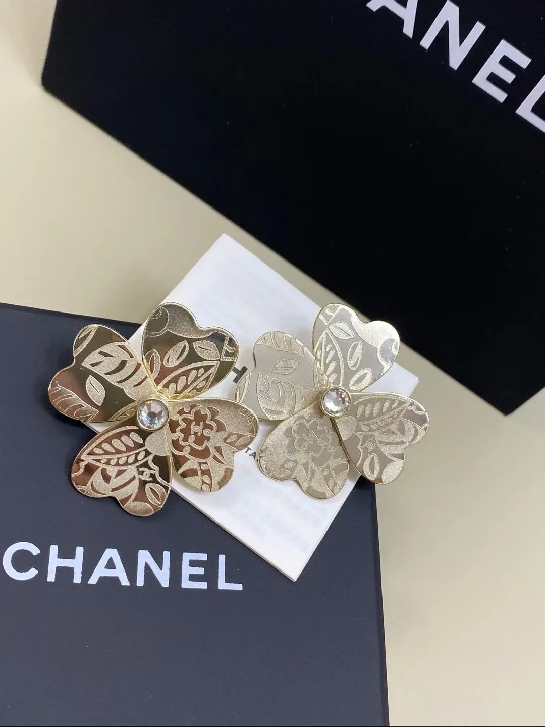 Бижутерия Chanel 5444518