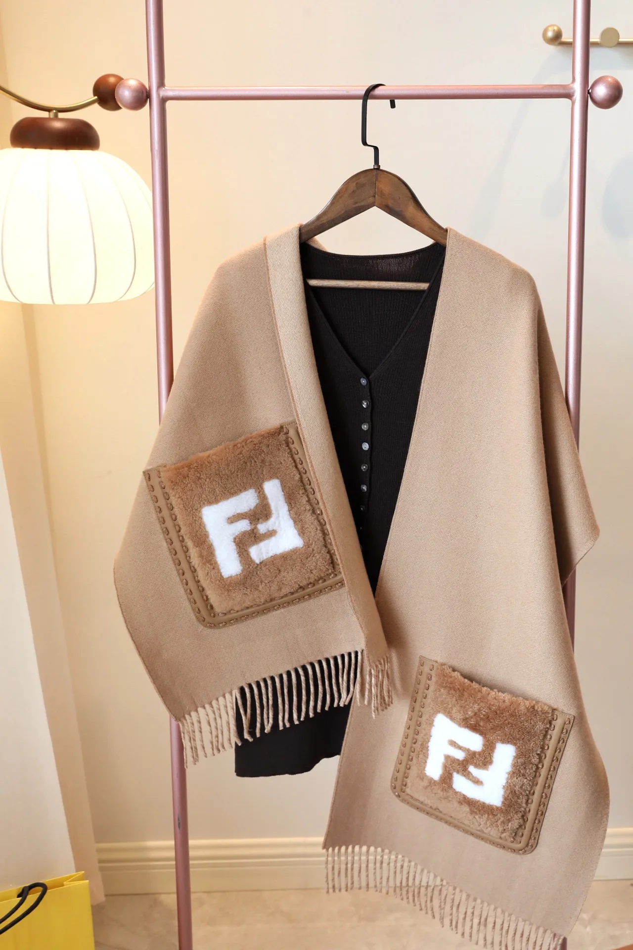 Шарфы Fendi 473238