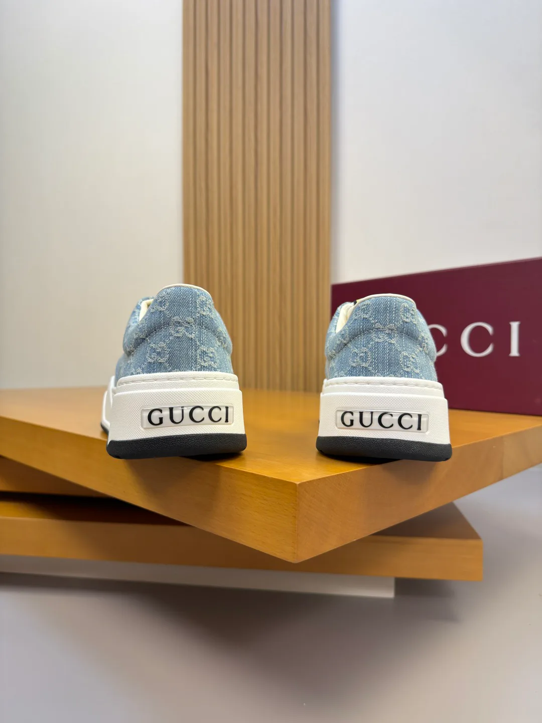 Кроссовки Мужские Gucci 17368519