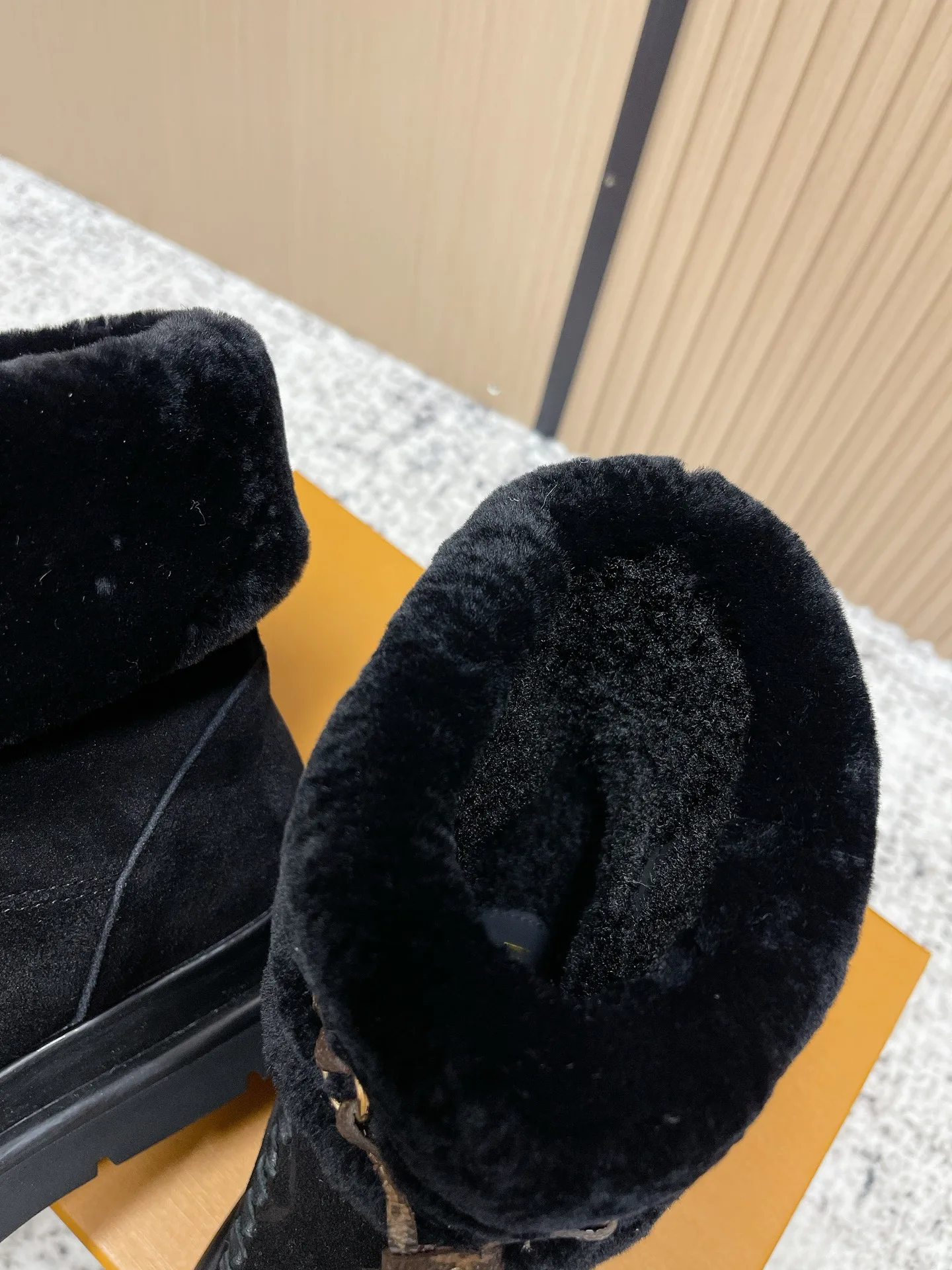 Угги Женские Louis Vuitton 1297498