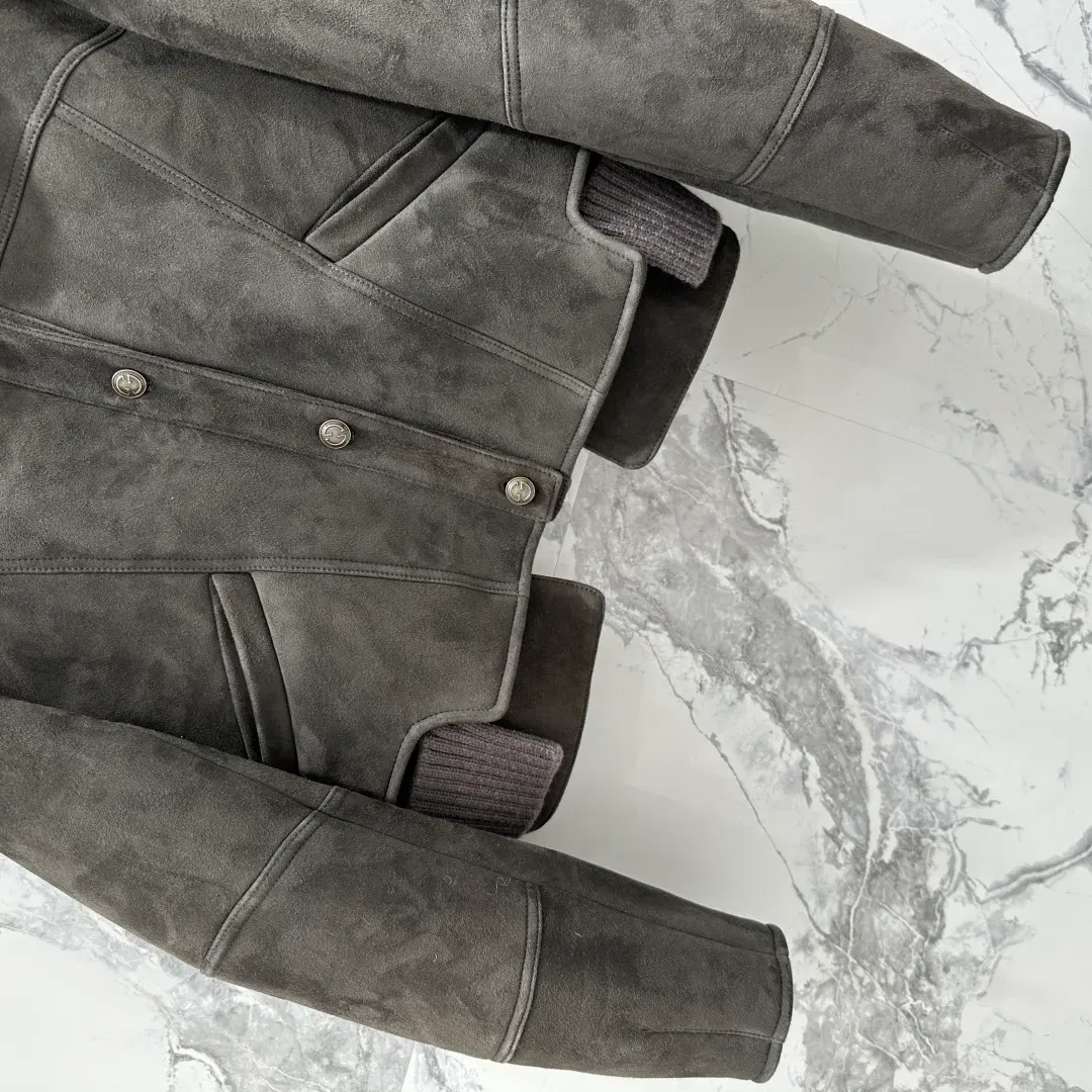 Кожаные Куртки И Дублёнки Женские Gucci 68511