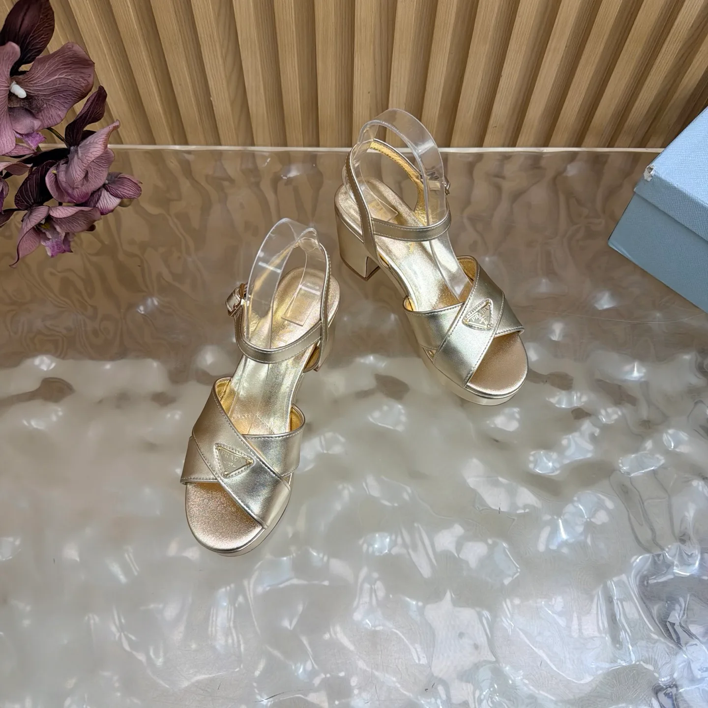 Босоножки Женские Prada 18170305
