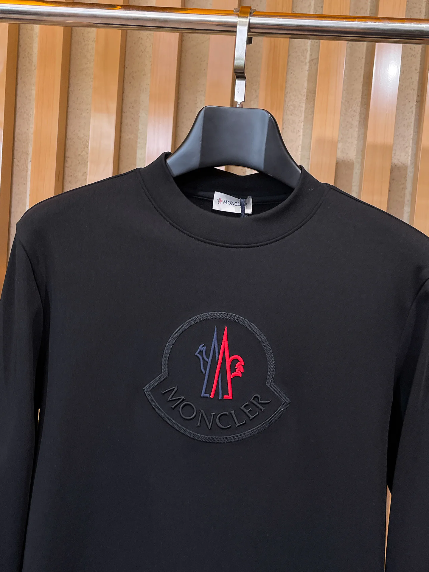 Лонгсливы Мужские Moncler 235357