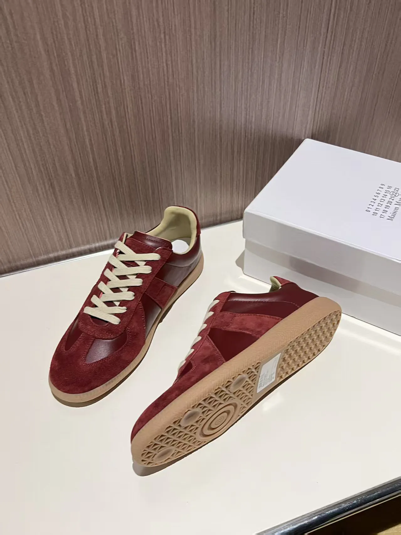 Кроссовки Мужские Maison Margiela 13182415