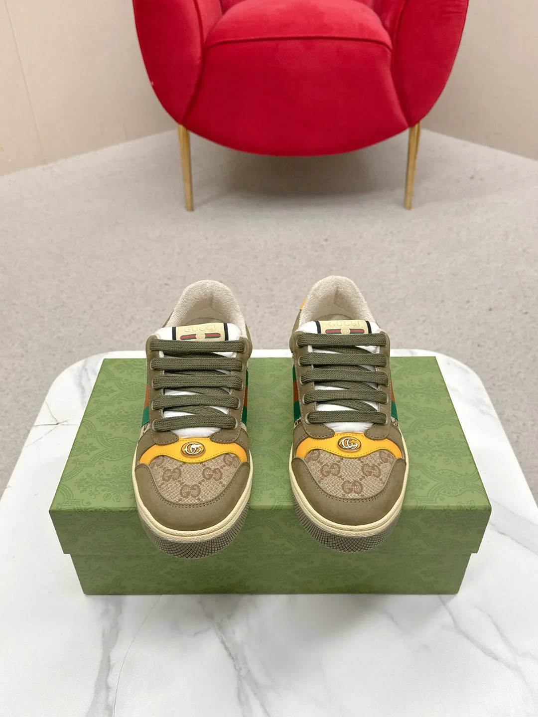 Кроссовки Женские Gucci 4784293